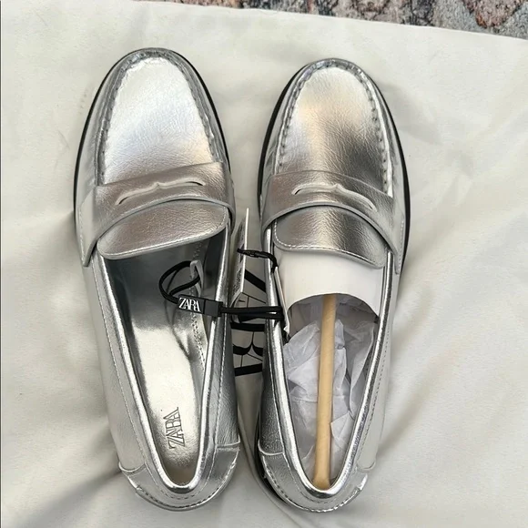 Zara Shiny Silver Loafers - Picture 2 of 2